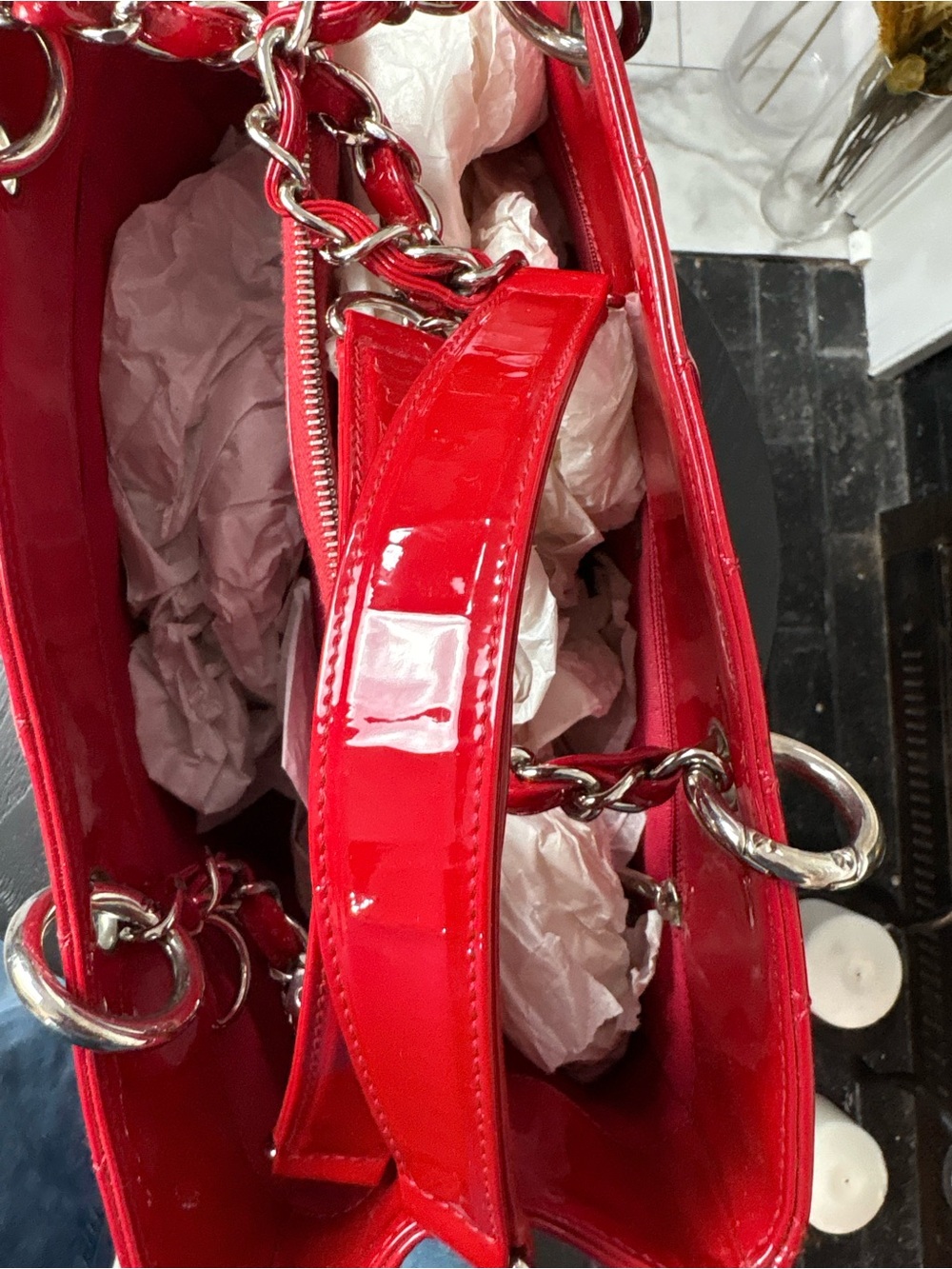 CHANEL Red Quilted Patent Leather Grand Shopping Tote with Double-C Logo - Picture 15 of 15